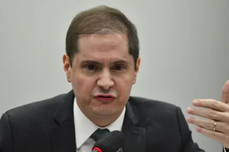 Ex-AGU confirma ao Supremo consulta de Bolsonaro para reverter resultado das urnas