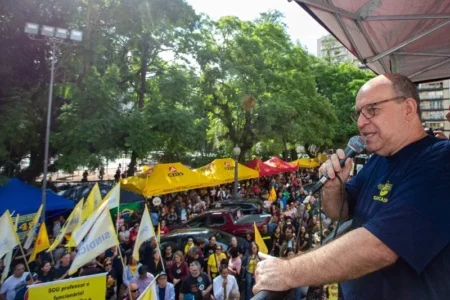 Dia 16 de maio servidores vão às ruas (por Érico Corrêa)