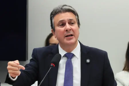 MEC fará recomposição de R$ 400 milhões do orçamento das universidades