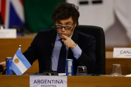 Presidente argentino anunciou mudanças em comunicado nesta quarta (14). Foto: Tânia Rêgo/Agência Brasil