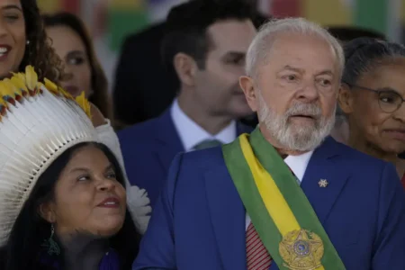 Lula III e o desgoverno na política indigenista no Brasil (por Roberto Liebgott e Ivan Cesar Cima)